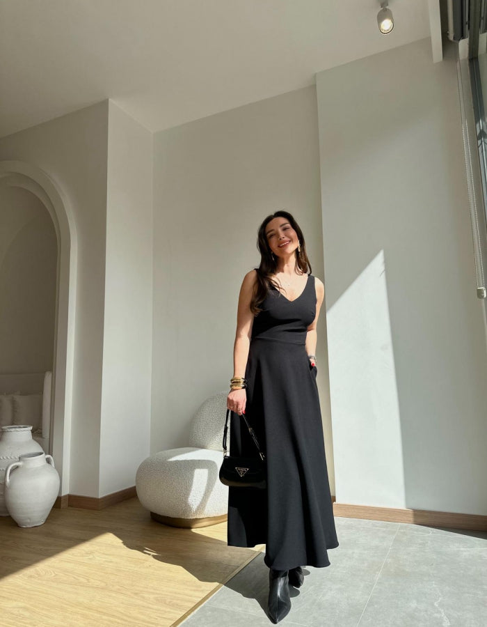 12243 V neck midi dress