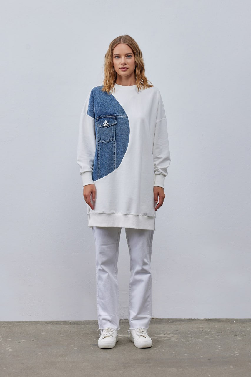 10371 White Sweater with denim details