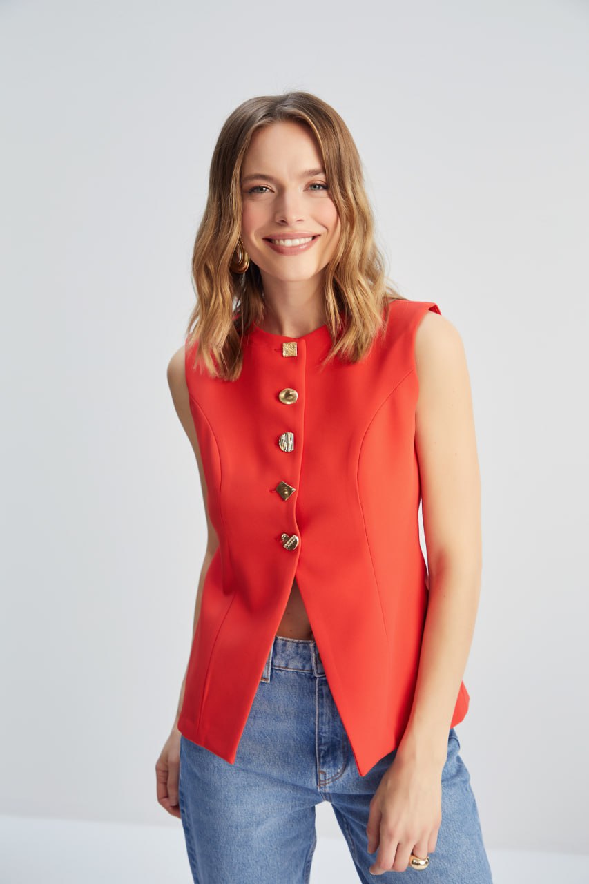 16067 Vest with gold buttons