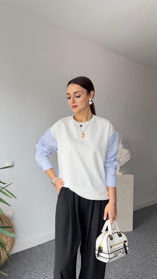 23744 sweatshirt with shirt details