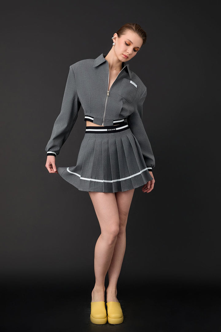 51363Ribbed Detailed Zippered Short Jacket