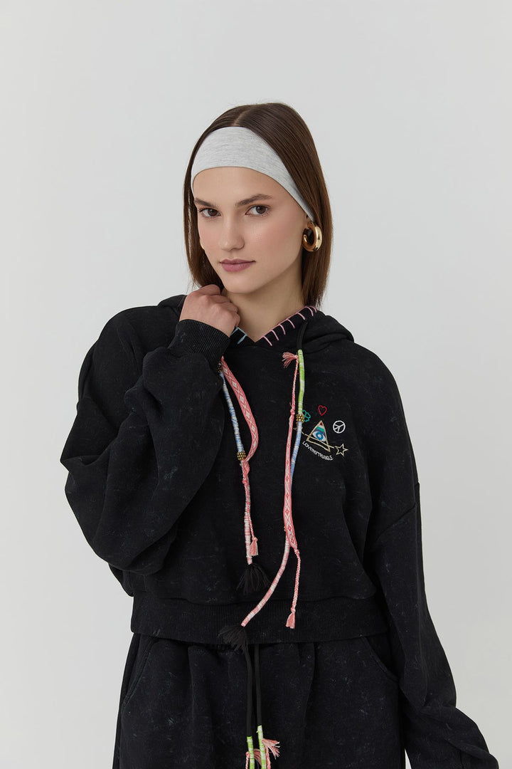 Embroidery Printed Vintage Detailed Hooded Sweatshirt