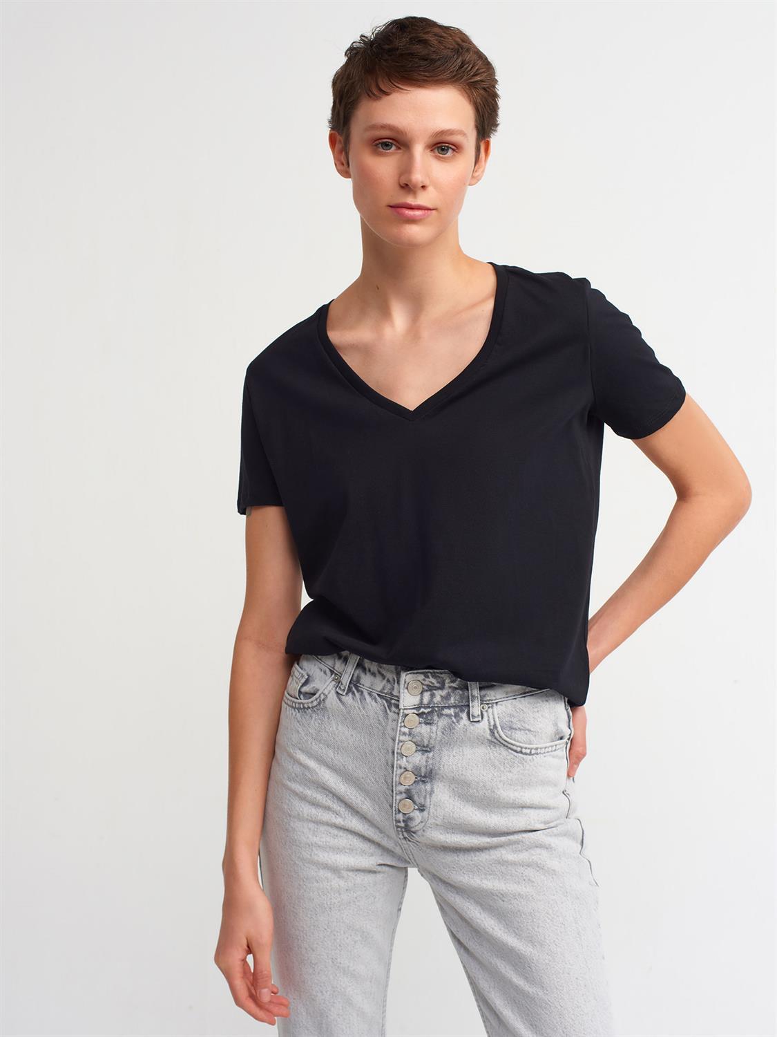 3470 V NeckBasic T_Shirt