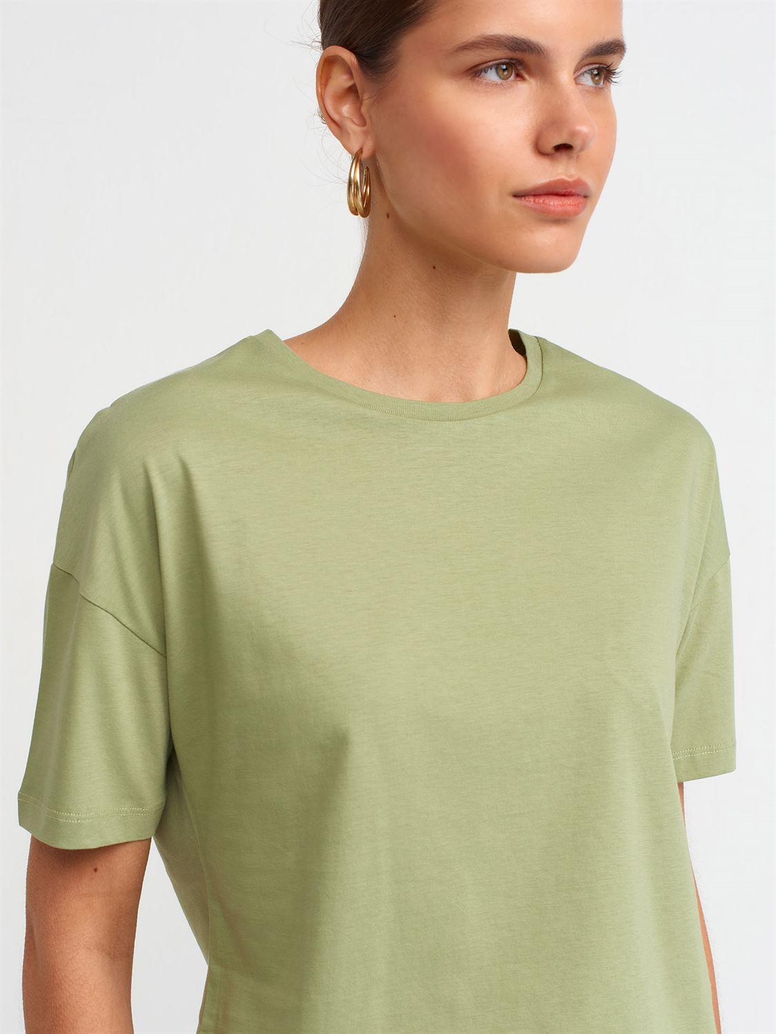 3683 Basic T-Shirt