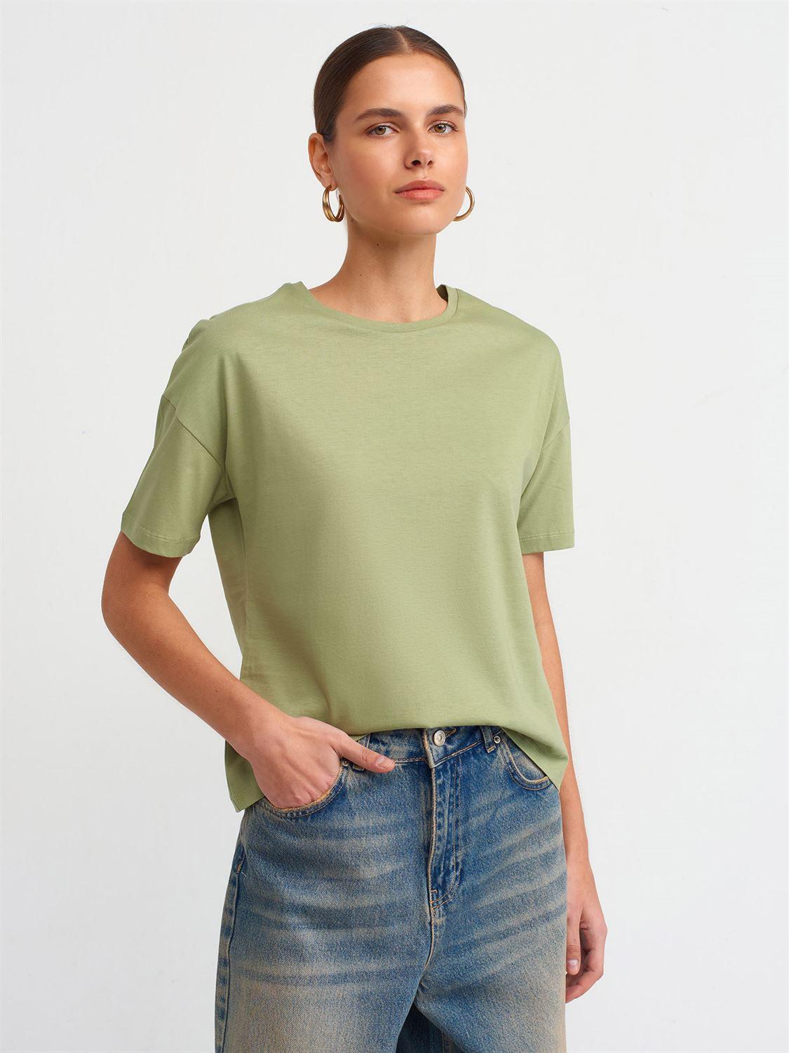 3683 Basic T-Shirt