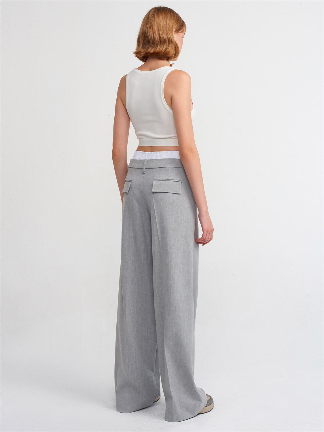 71211 Loose Trousers with Laundry Detail