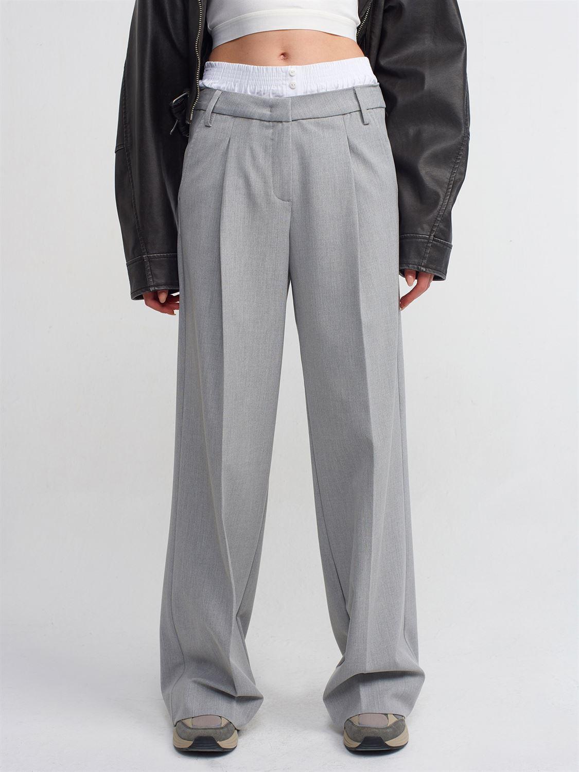 71211 Loose Trousers with Laundry Detail