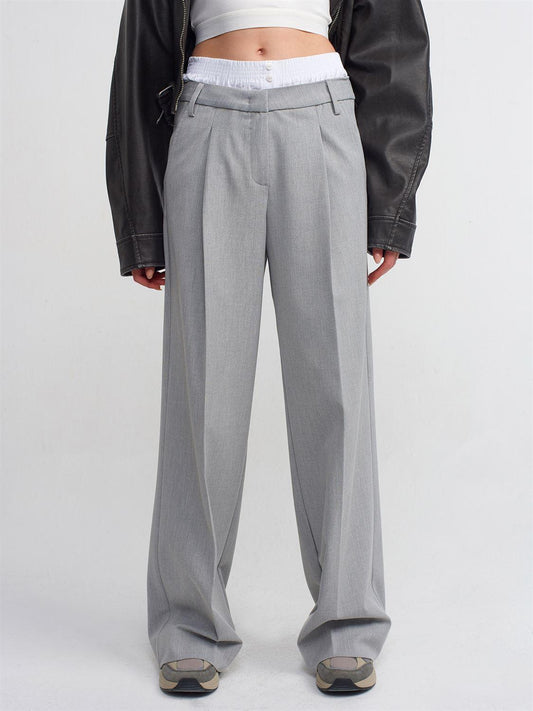 71211 Loose Trousers with Laundry Detail