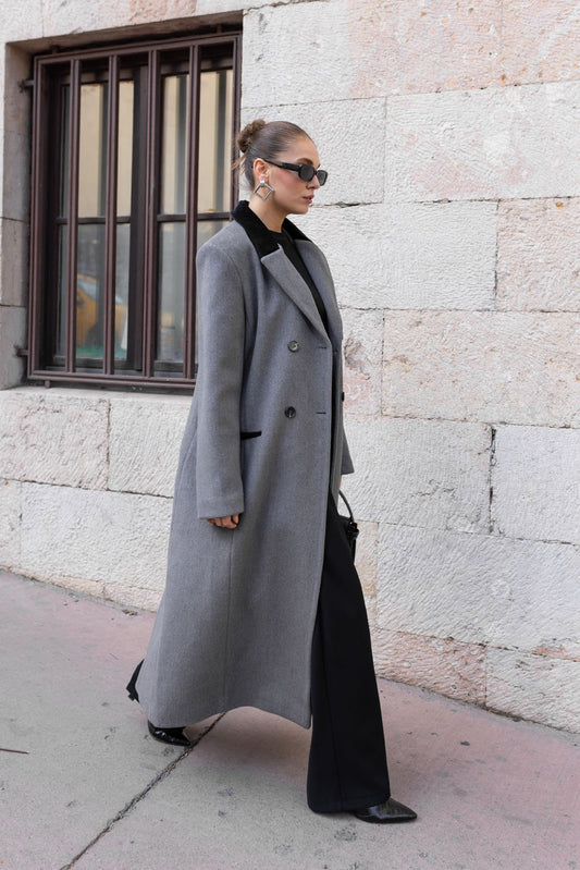 24k44291 Gray Velvet Collar Button Detailed Cashew Coat