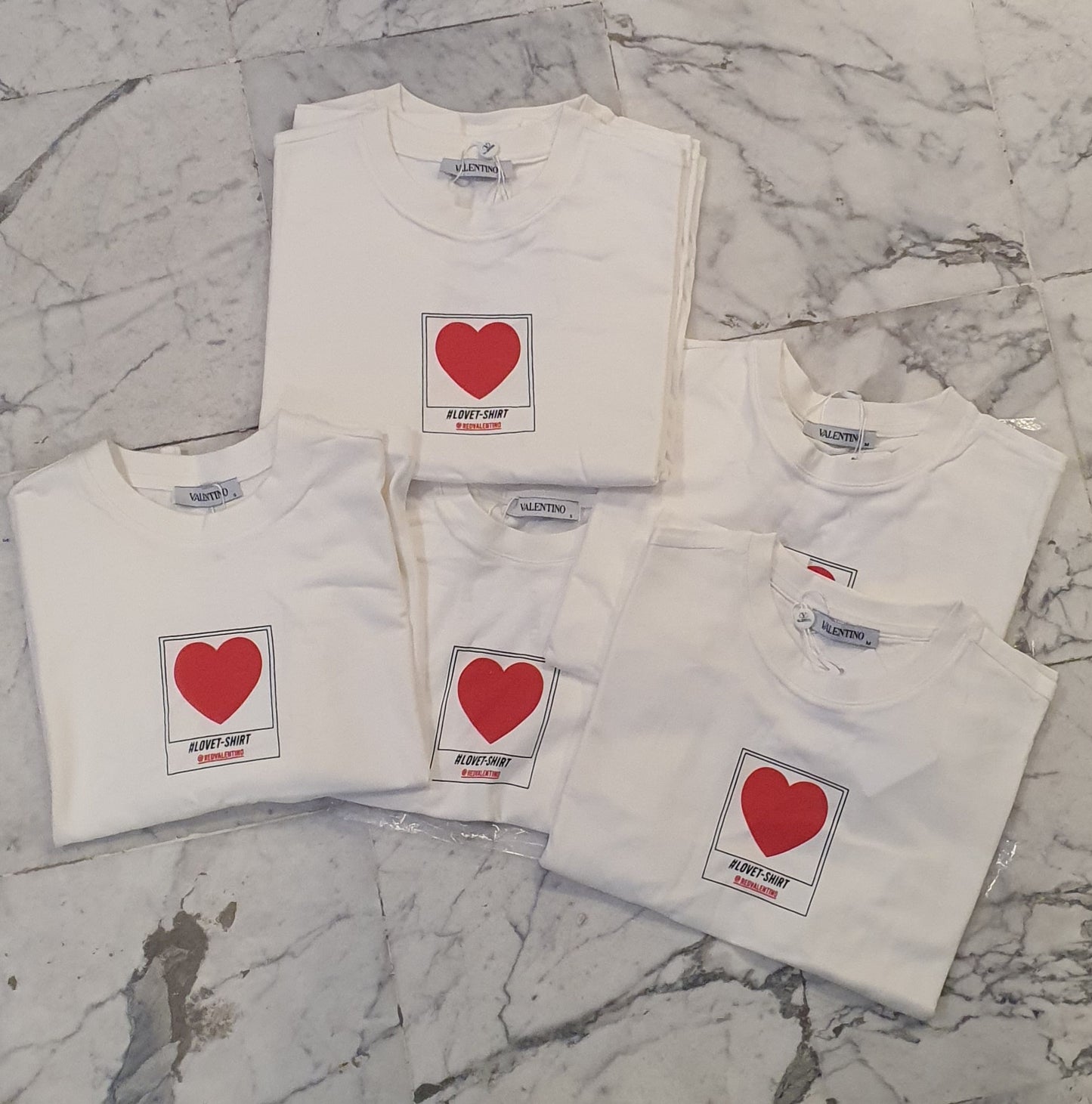 White LOVET-SHIRT