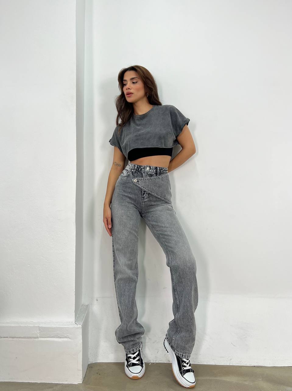 2817 straight leg jeans