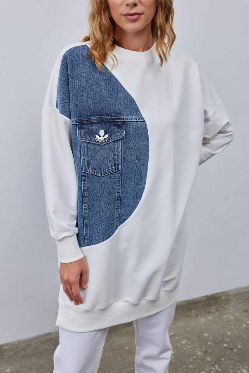 10371 White Sweater with denim details
