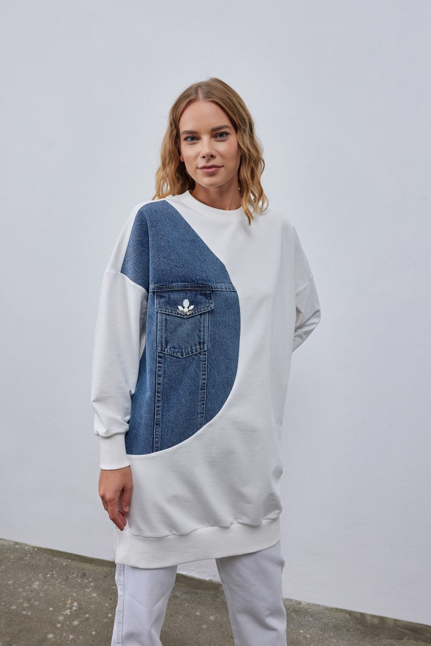 10371 White Sweater with denim details