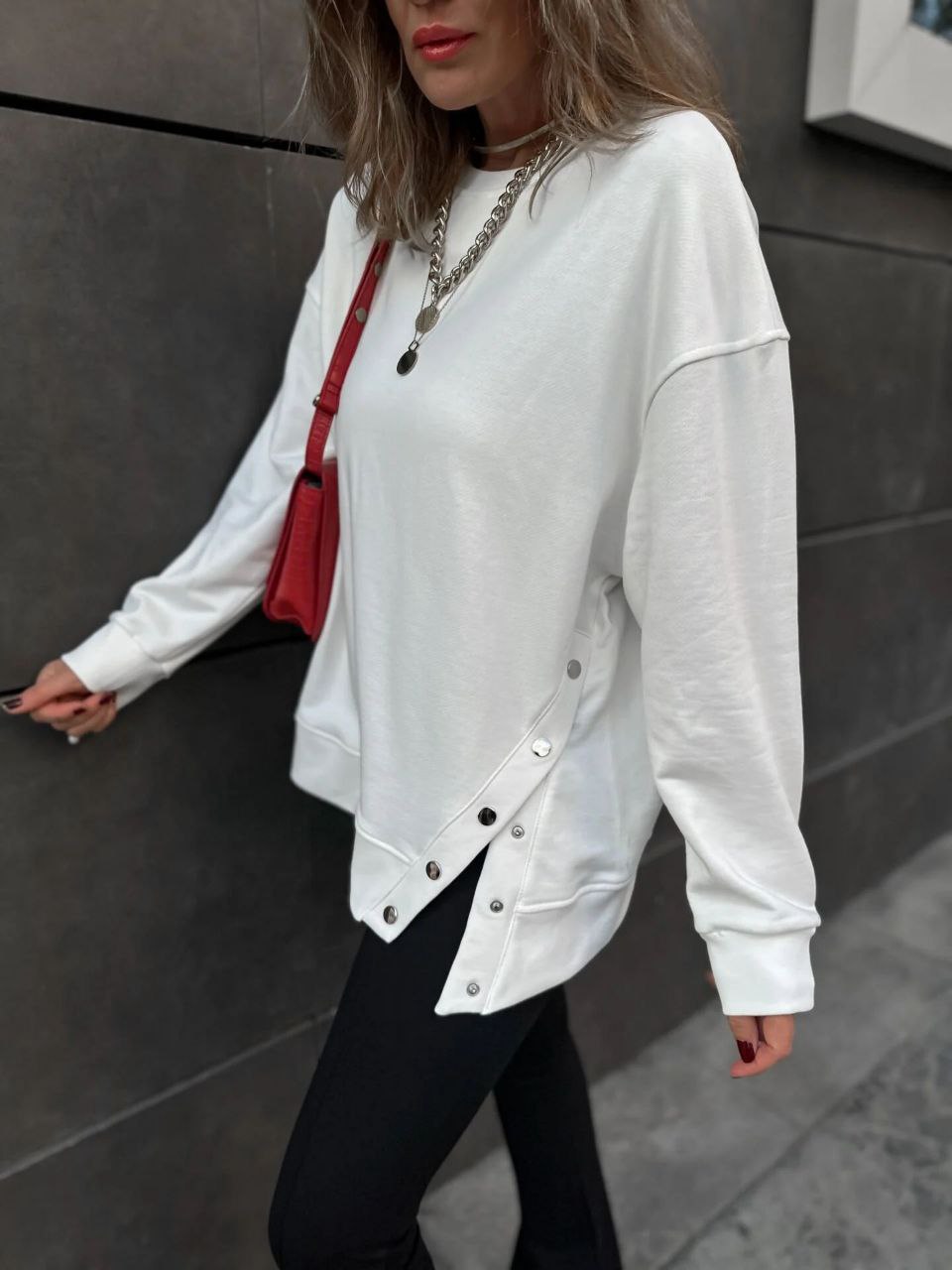 2835 sweater with pans on the side