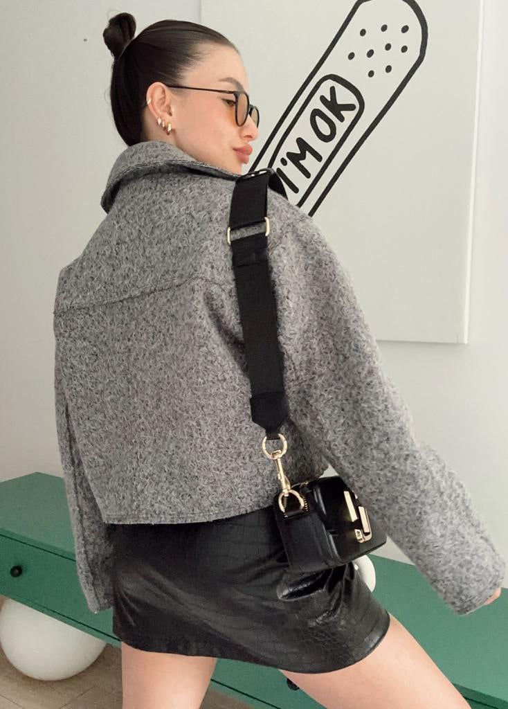 2822 Boucle short jacket with zipper