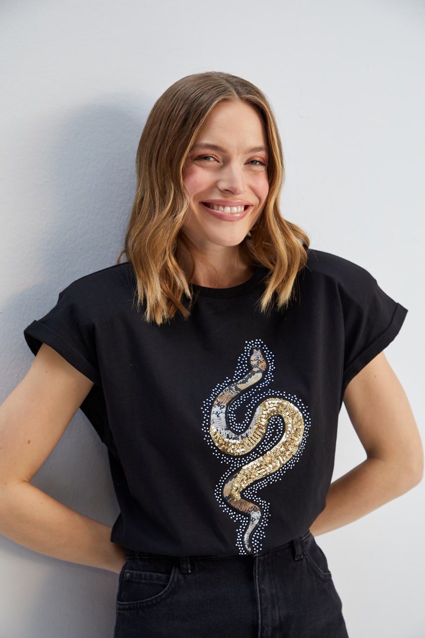 16061 Snake Patterned tshirt