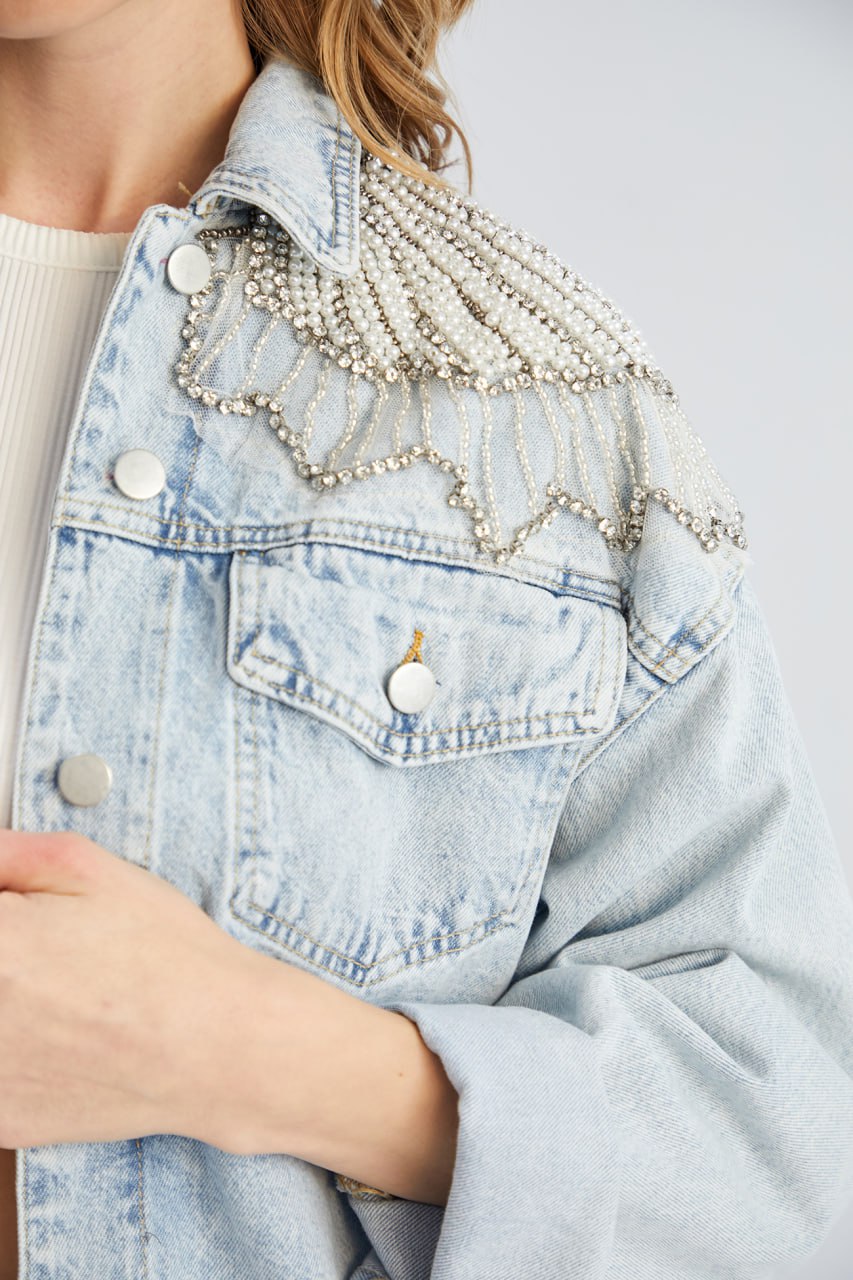 16048 Denim jacket with pearls design