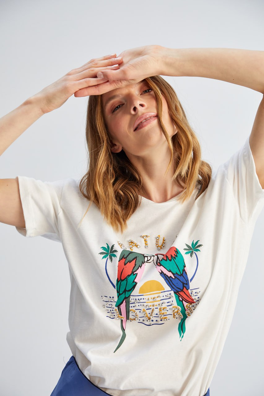 16062 Stoned parrot Tshirt