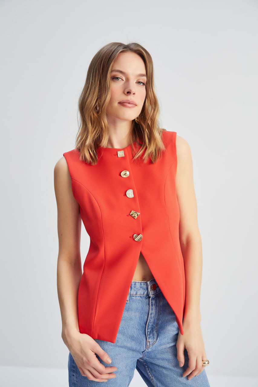 16067 Vest with gold buttons