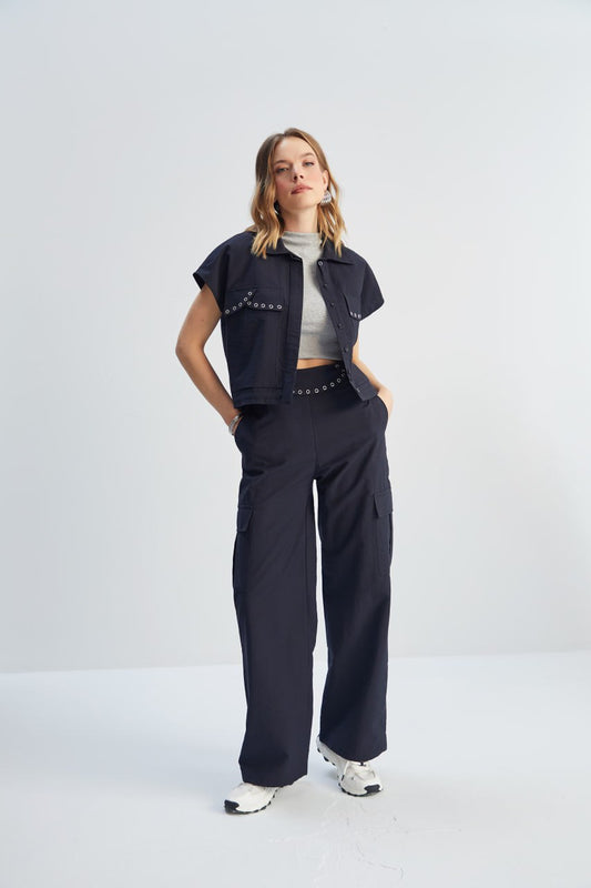 16006 Shirt with snap pocket