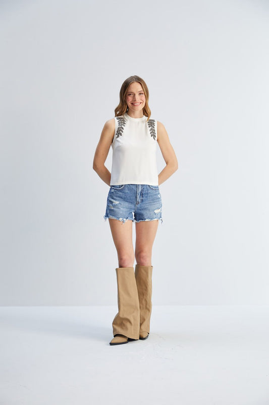 16037 Basic top with strass pattern