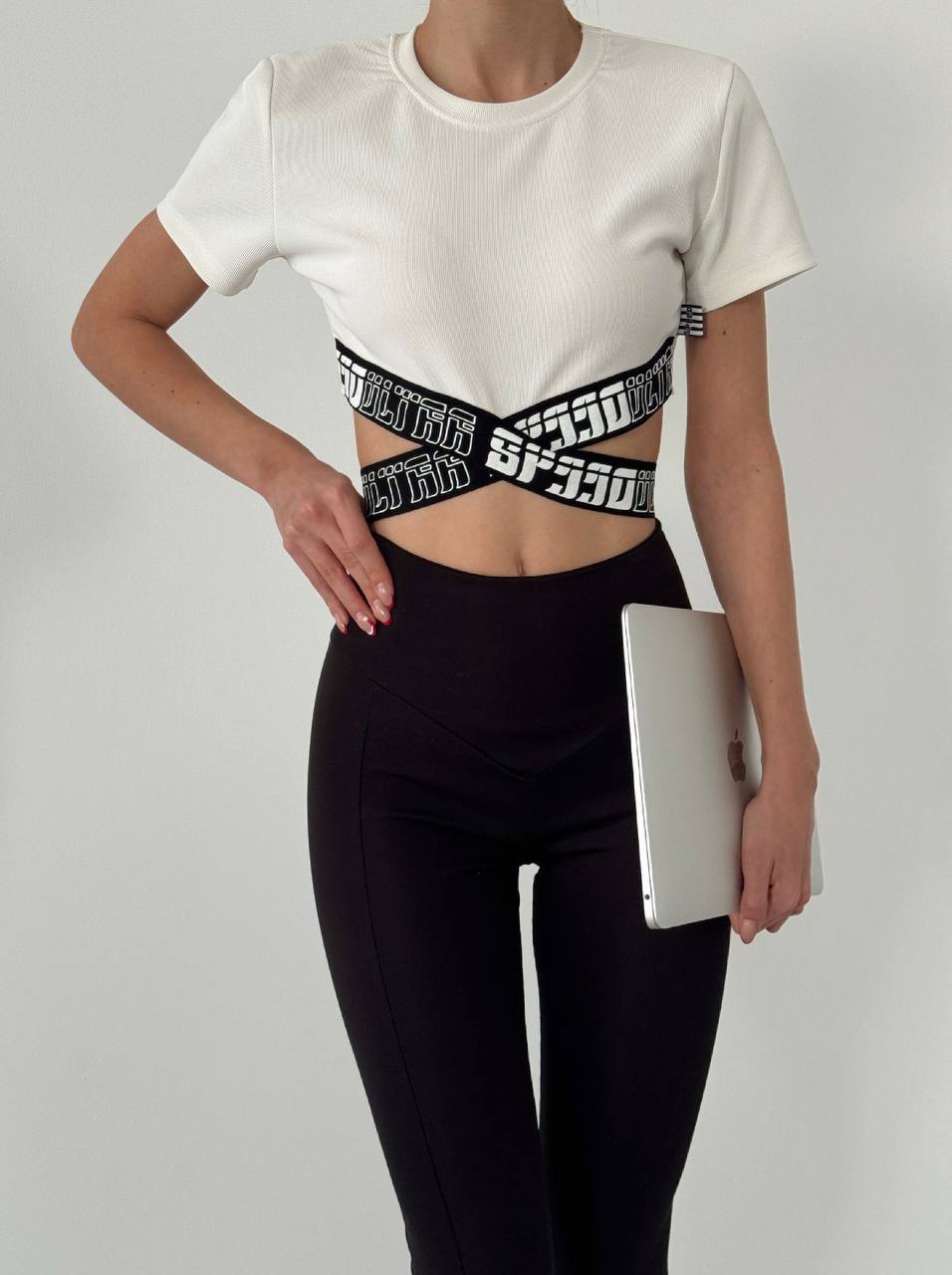 23347 Crop top