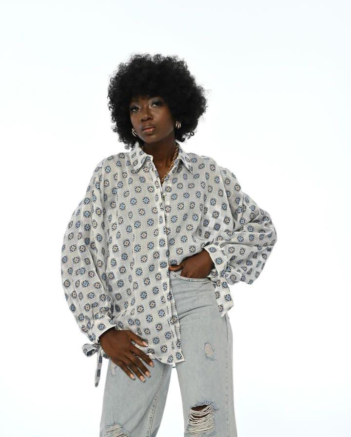 33588 Over size shirt