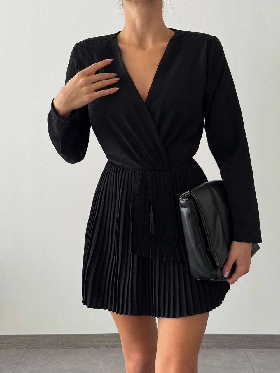 122397 Black Dress