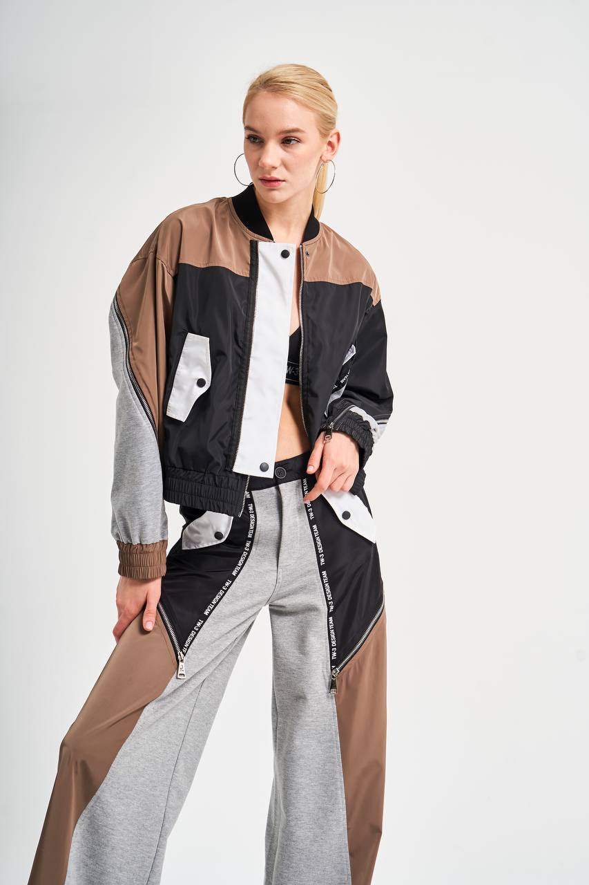 452 BEIGE/BLACK OVER SIZE JACKET