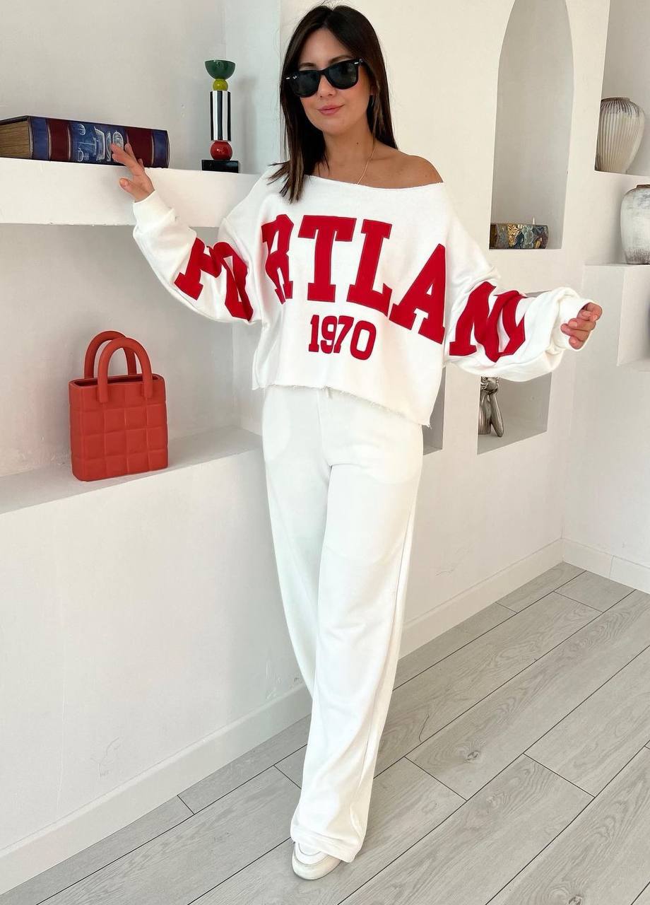 98611 Tracksuit With Cropped Shirt