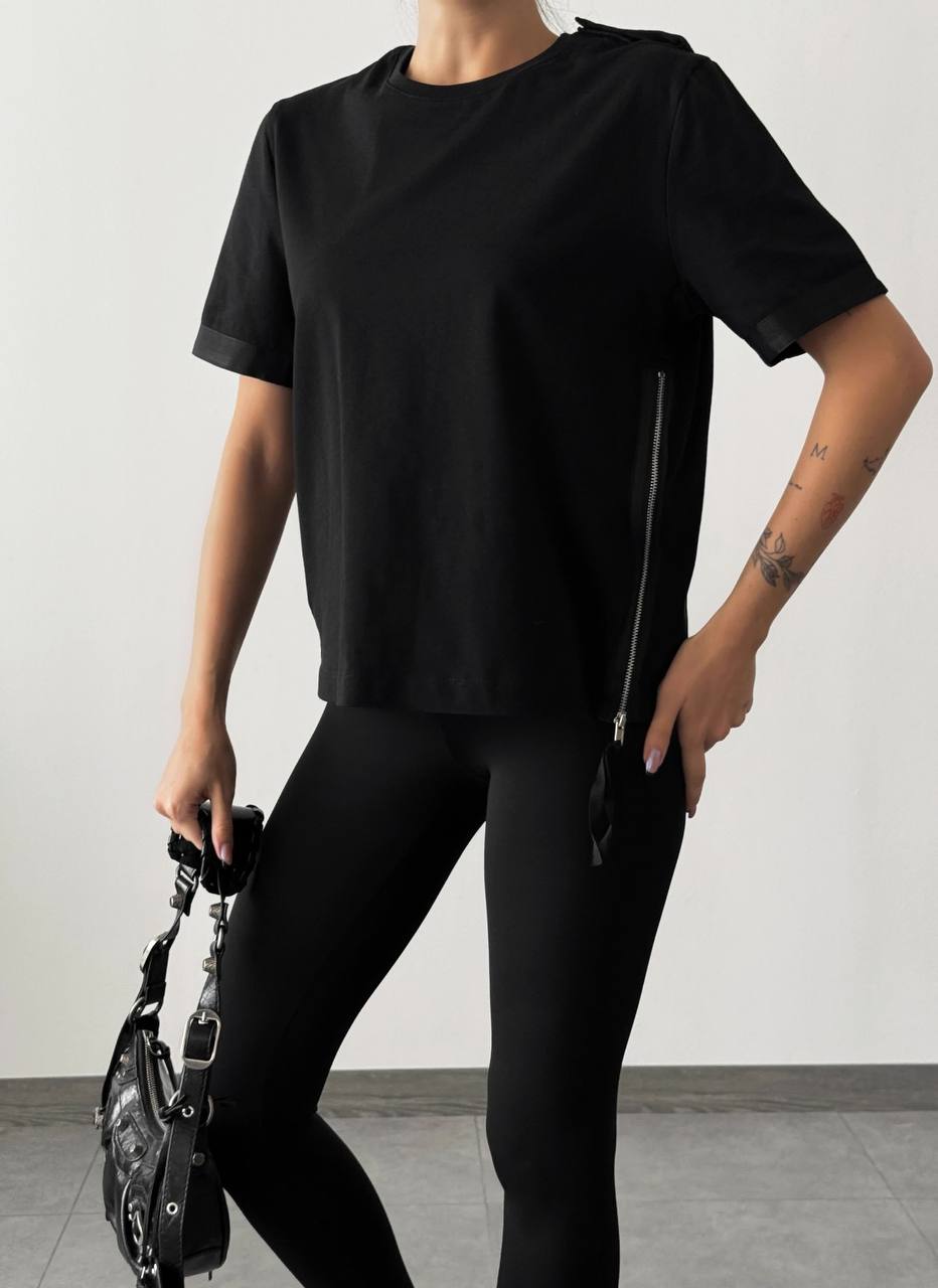 180204 Half Sleeve Shirt With Zipper At The Waist