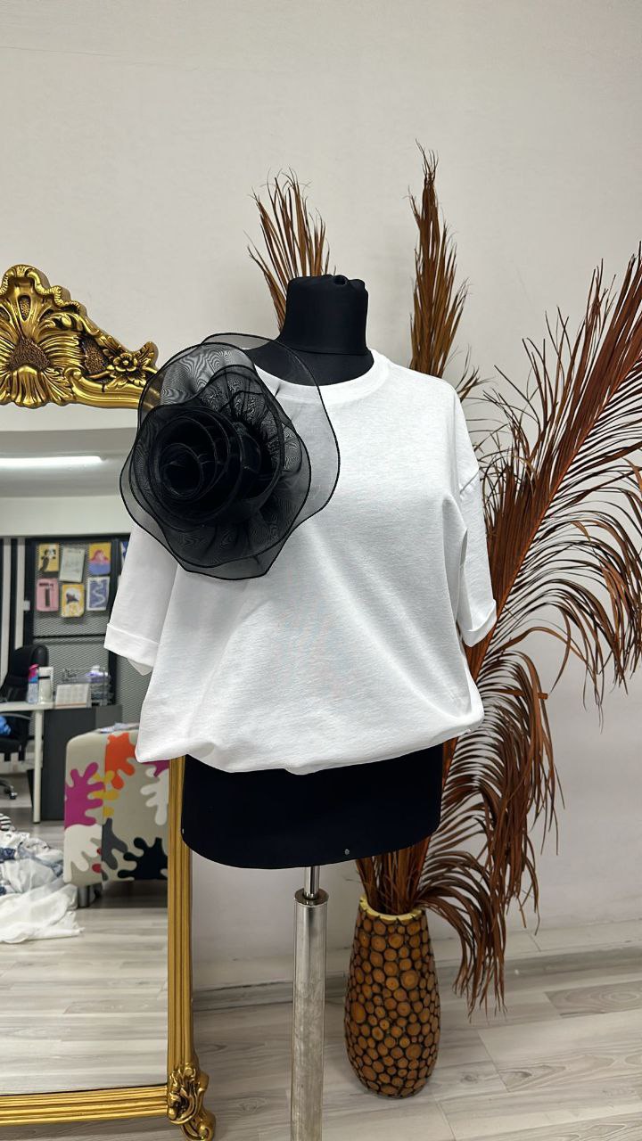 White half sleeve shirt with black rose brooch