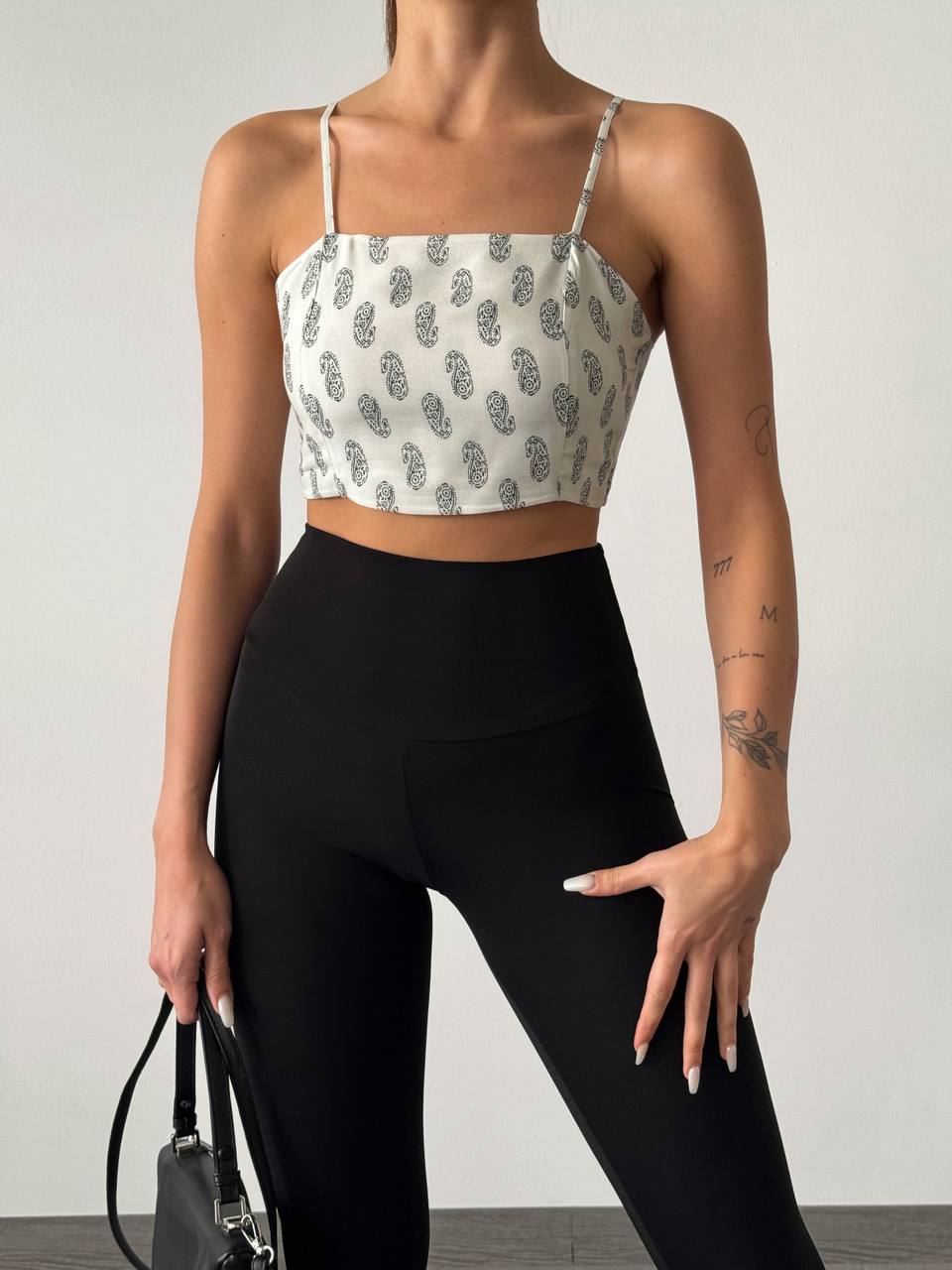 23363 Crop Top
