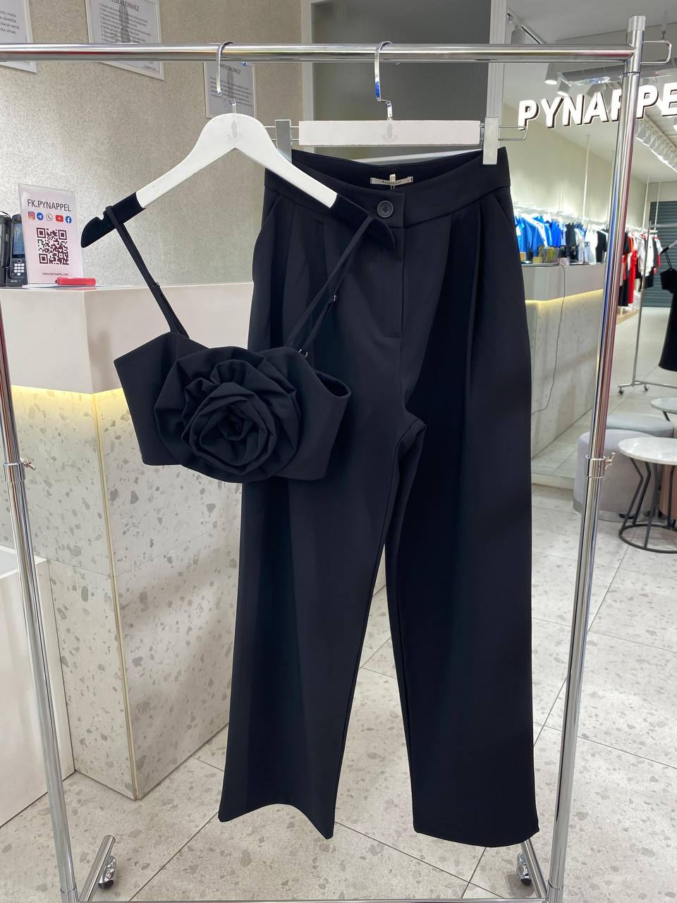 1363 Palazzo trousers with rose detailed strappy bustier