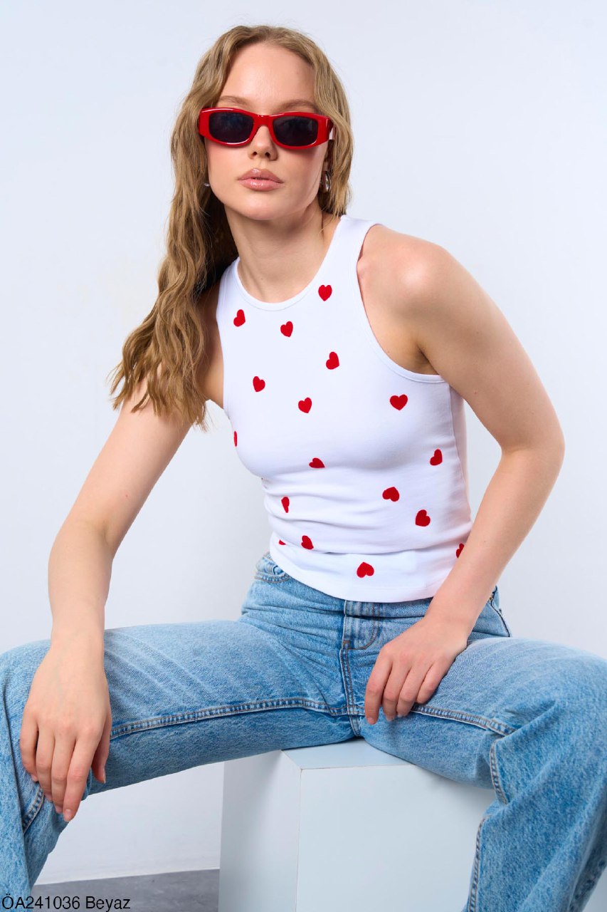 241036 Brotel with red heart print