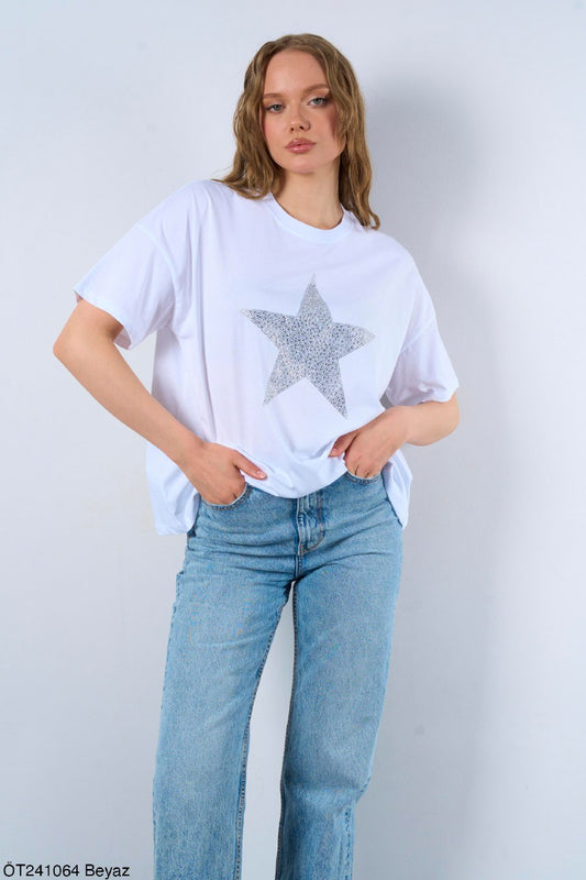 241064 Tshirt with star studs