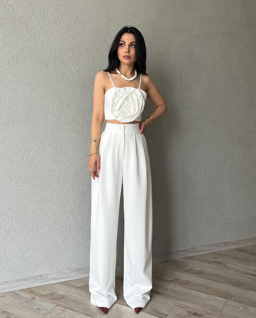 1363 Palazzo trousers with rose detailed strappy bustier
