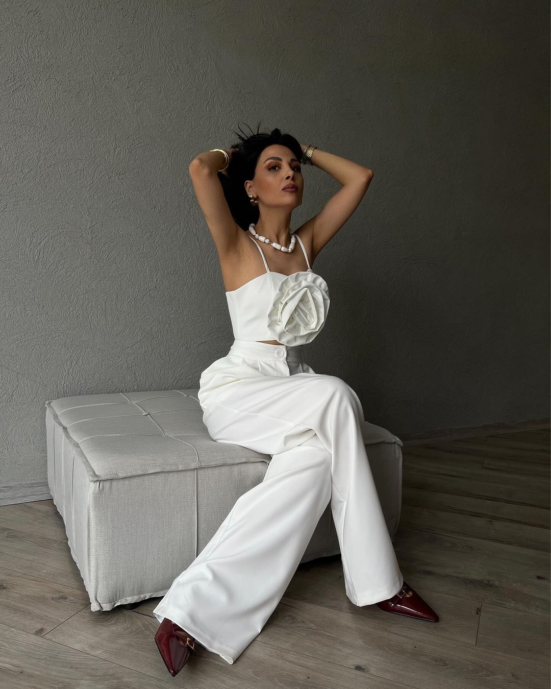 1363 Palazzo trousers with rose detailed strappy bustier