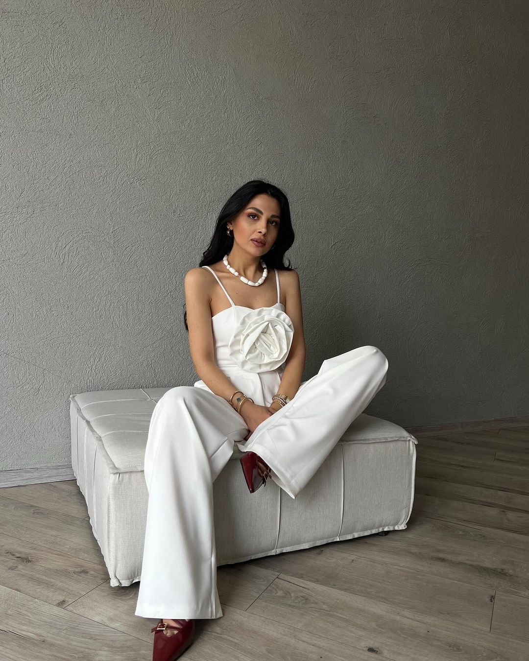 1363 Palazzo trousers with rose detailed strappy bustier