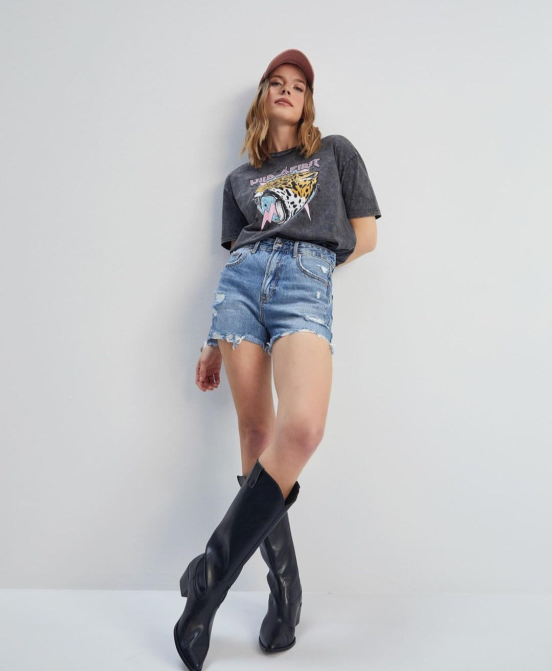 16053 Wild Spirit Tshirt