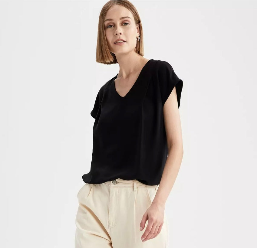 Oysho V neck