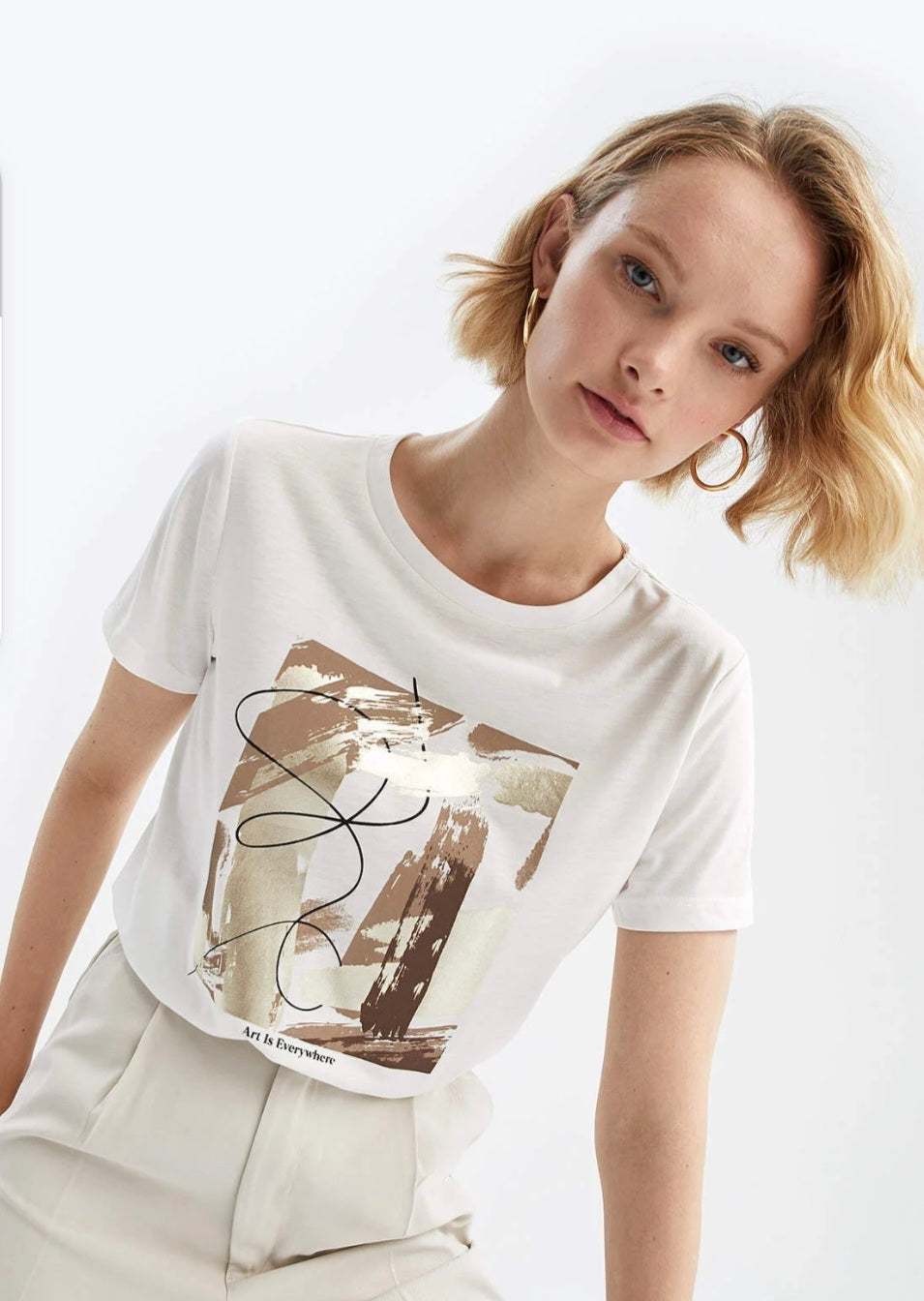 180196 T_shirt "Art Is EveryWhere"