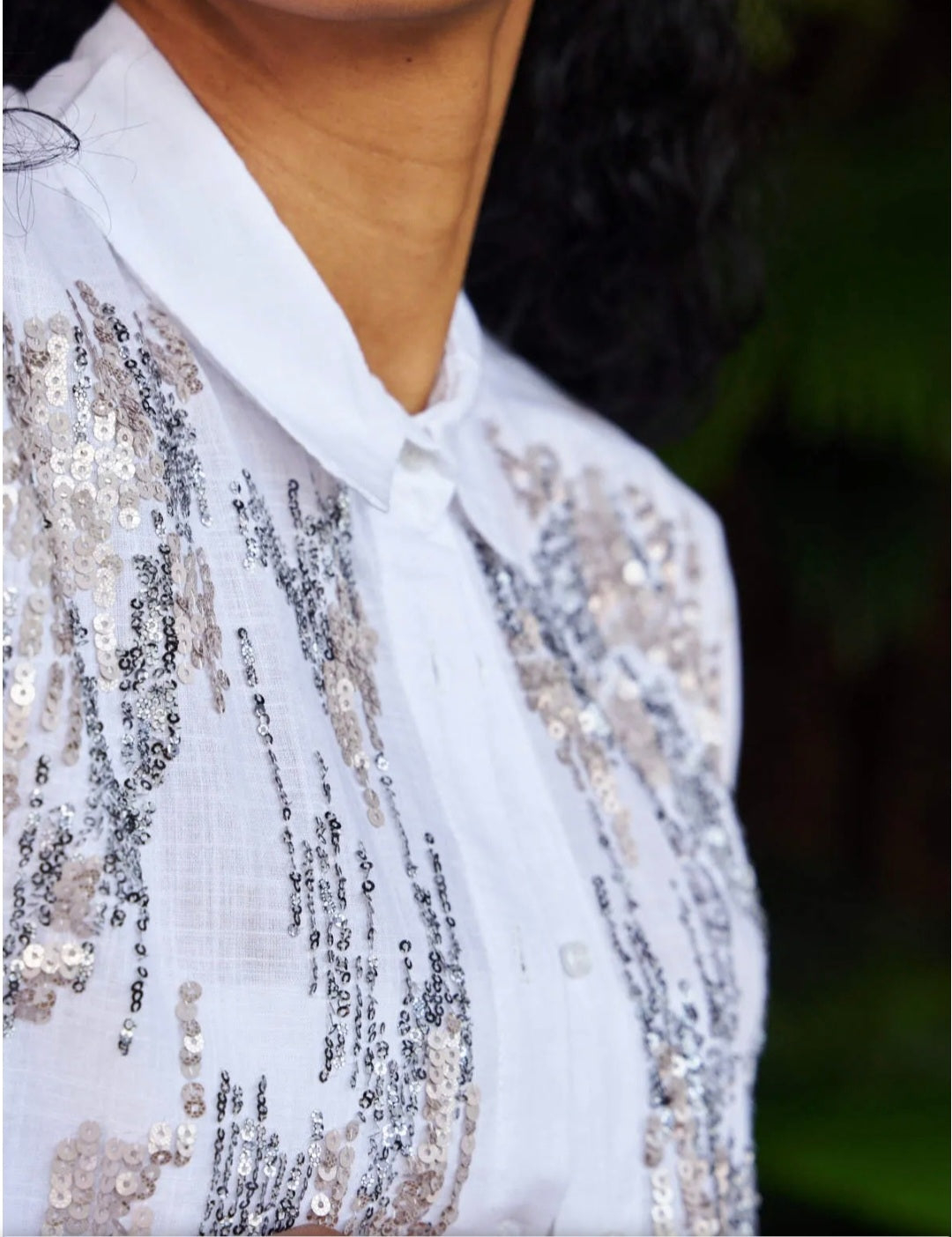 32374 oversize shirt with embroidery Silver design