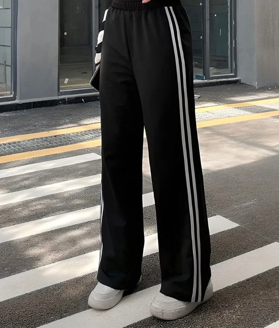71278 Black trousers with two cinches at the waist