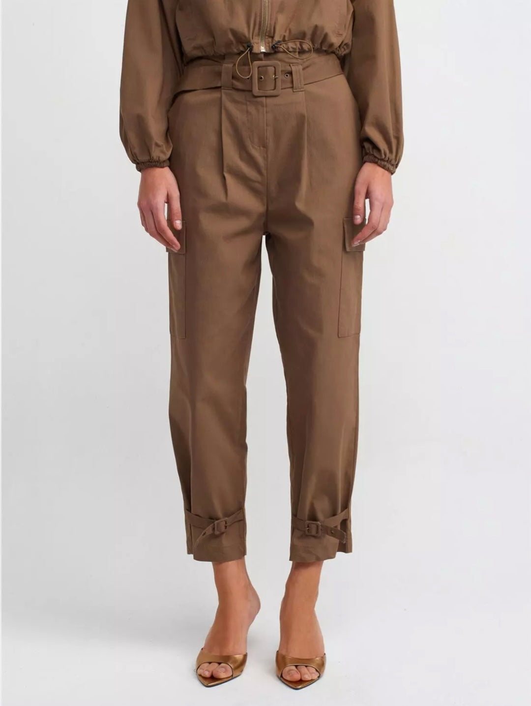 71262 Belted Cargo Pants