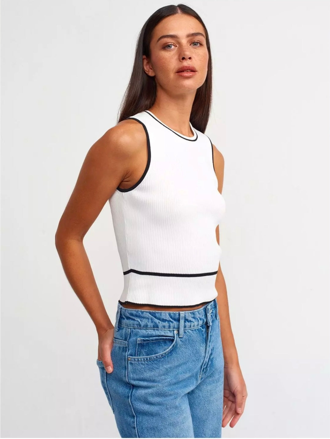 10391 Crew Neck Ribbed Undershirt