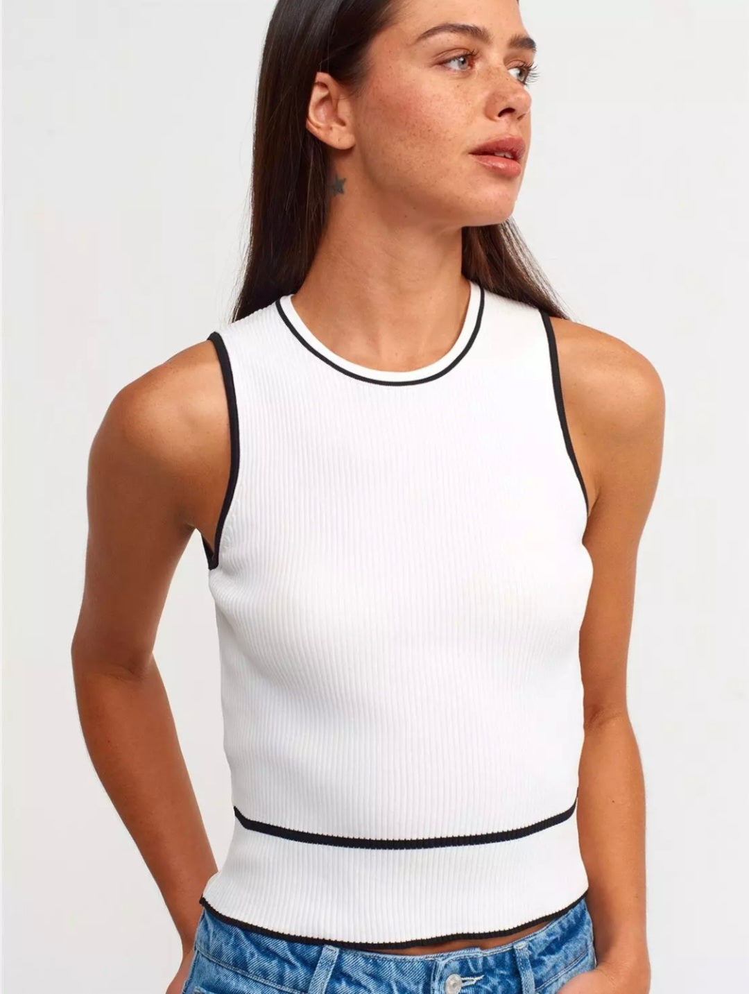 10391 Crew Neck Ribbed Undershirt