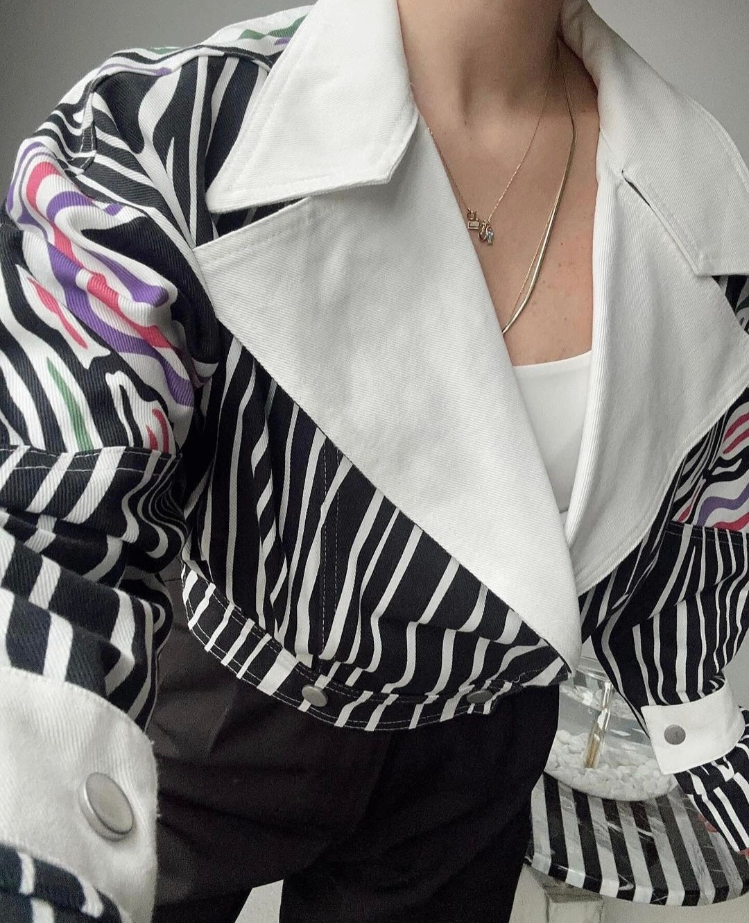 2885 Tori Design Zebra Pattern Jacket with Tassels on the Back