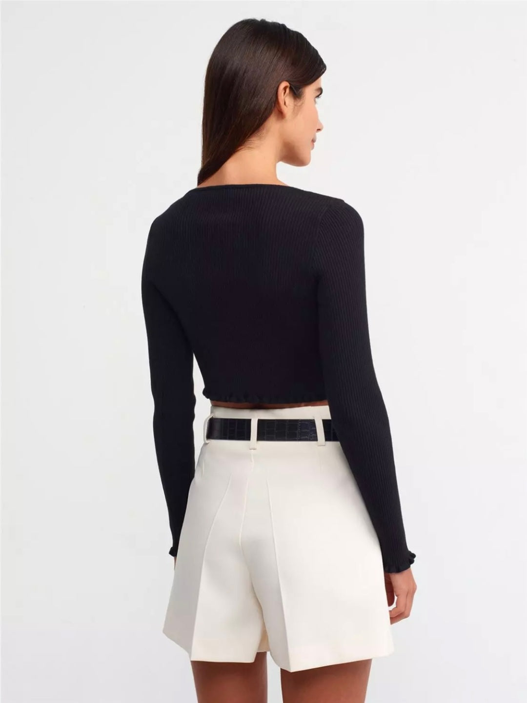 71281 Embossed Belt Shorts