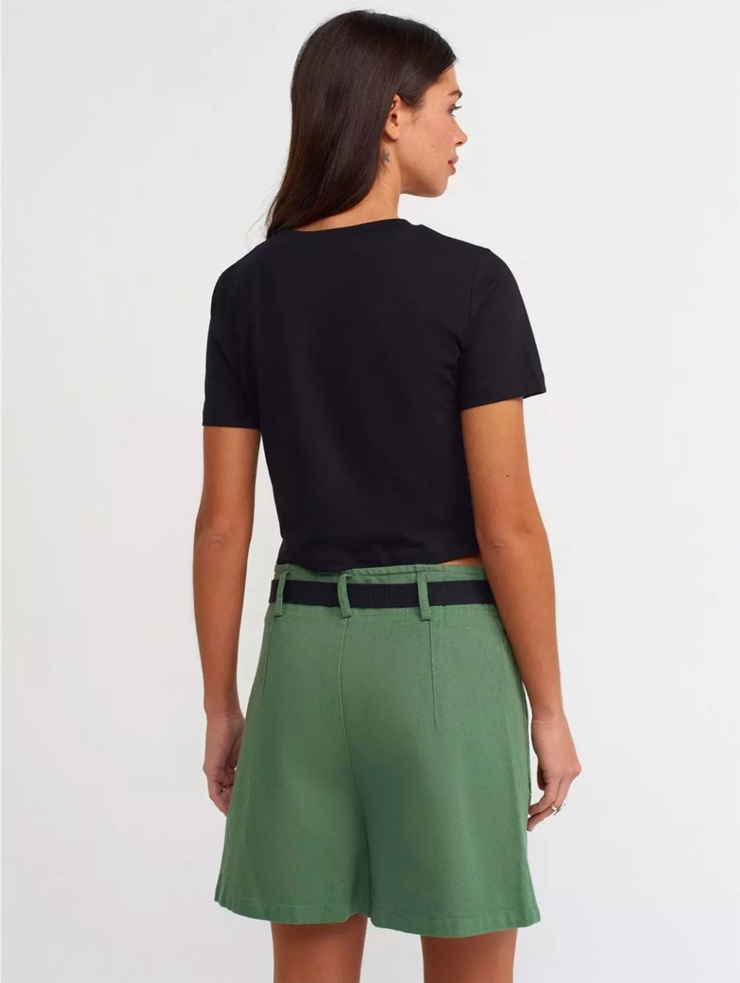 70365 Belted Shorts